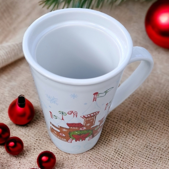 Starbucks Disney Parks Gingerbread Castle Latte Mug. 16fl.oz Retired - Picture 6 of 10